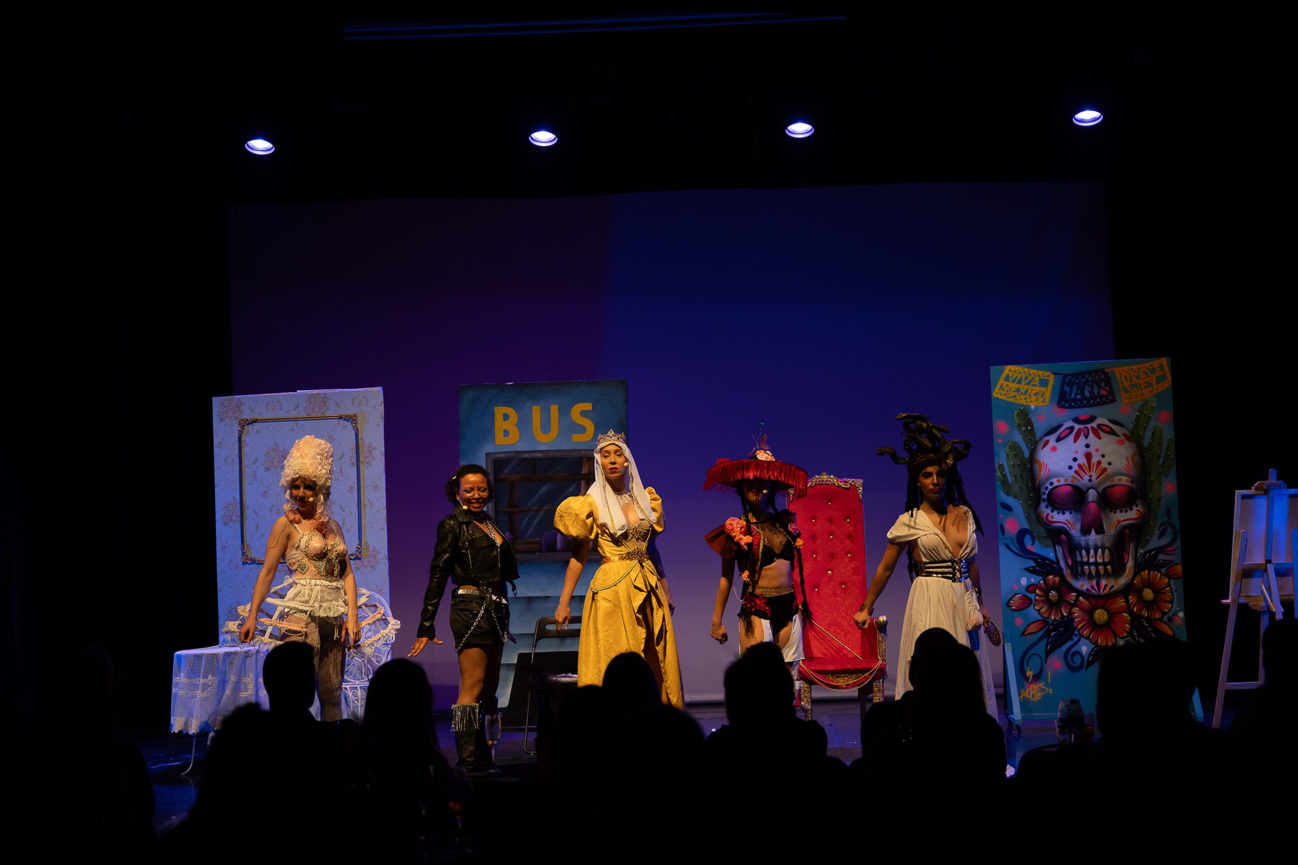 Showforia-327